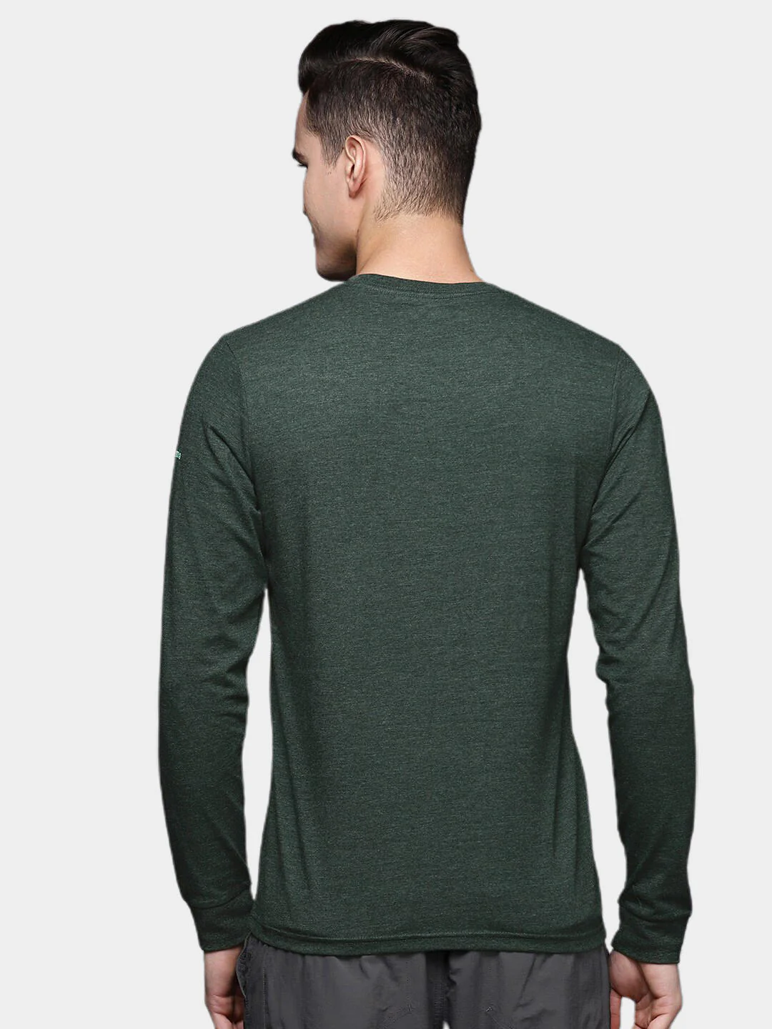 Columbia Men Green Apres Lifestyle Graphic Long Sleeve - Image 11