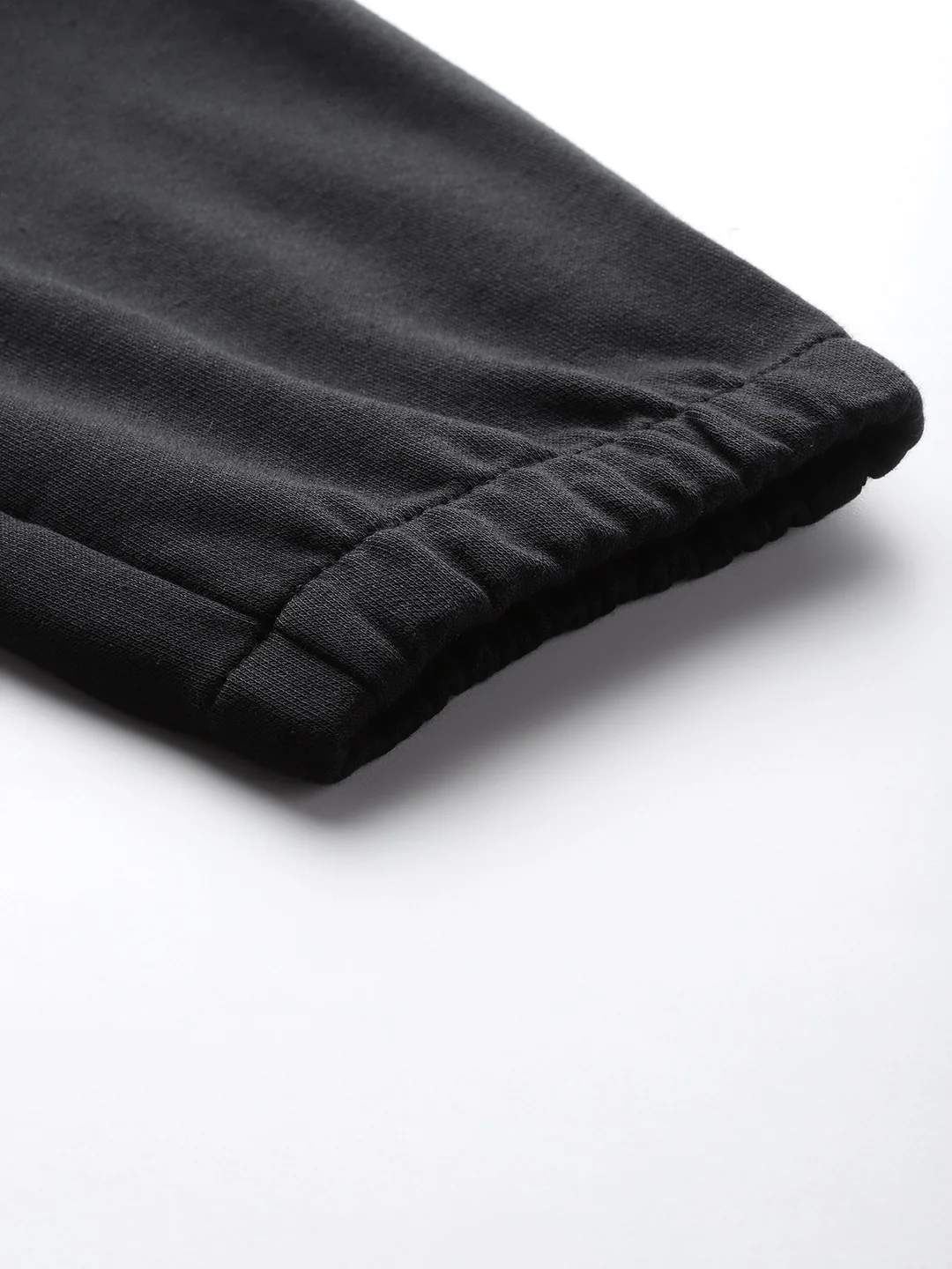 Columbia Men Black Beaumount Jogger - Image 8