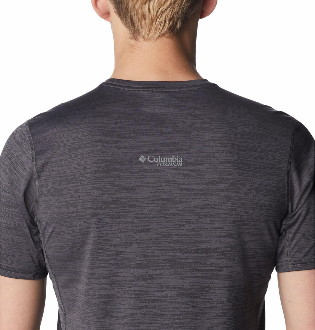Columbia Men Black M Titan Pass Graphic Tee - Image 4