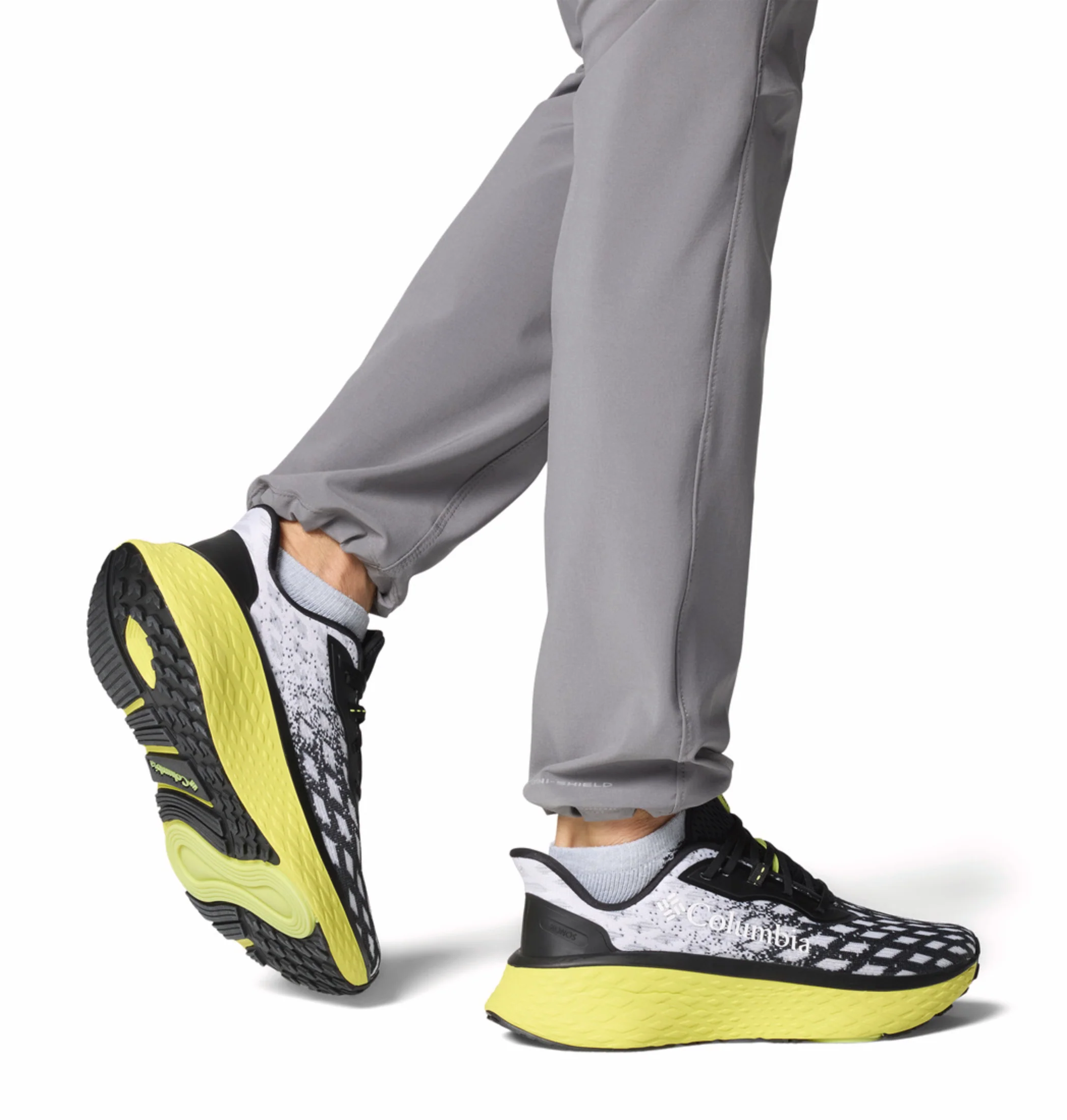Columbia Men Black OmniGrip Konos Elevate Trail Running Shoes - Image 12