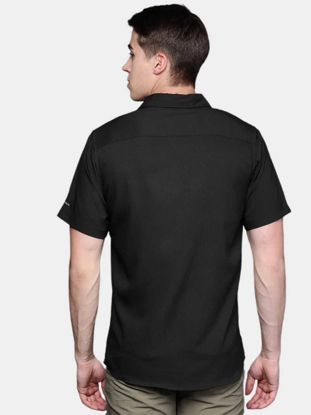 Columbia Men Black Utilizer II Solid Short Sleeve Shirt (Sun Protection) - Image 11