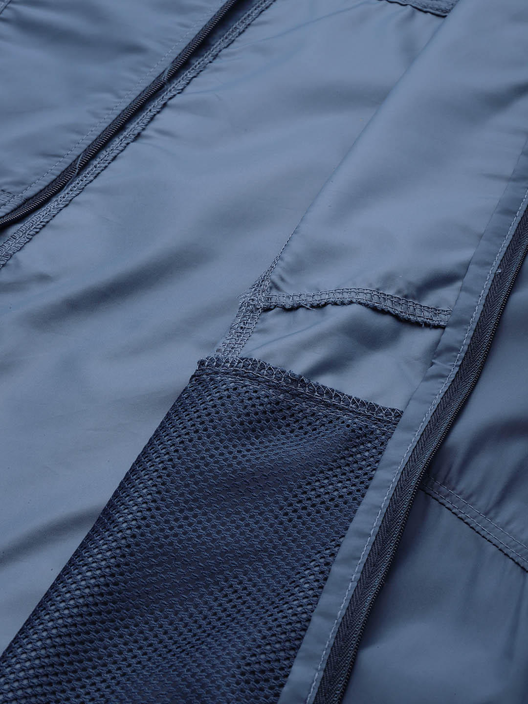 Columbia Men Blue Flashback Windbreaker - Image 9