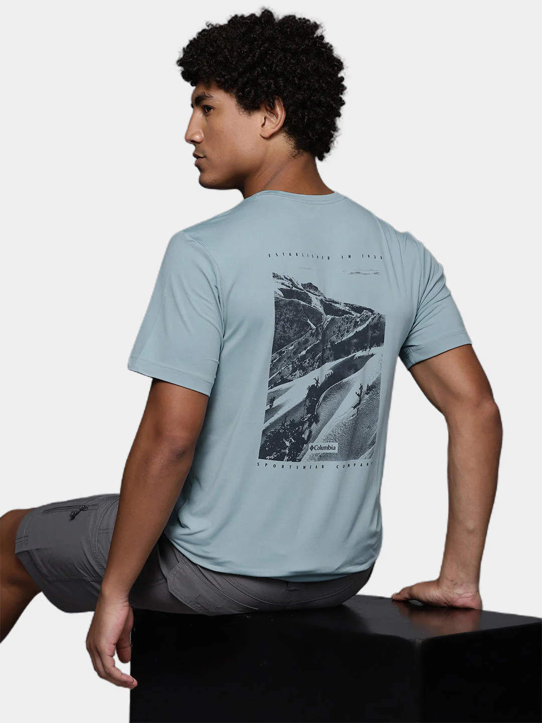 Columbia Men Blue Tech Trail Graphic Tee (Sun Protection) - Image 6