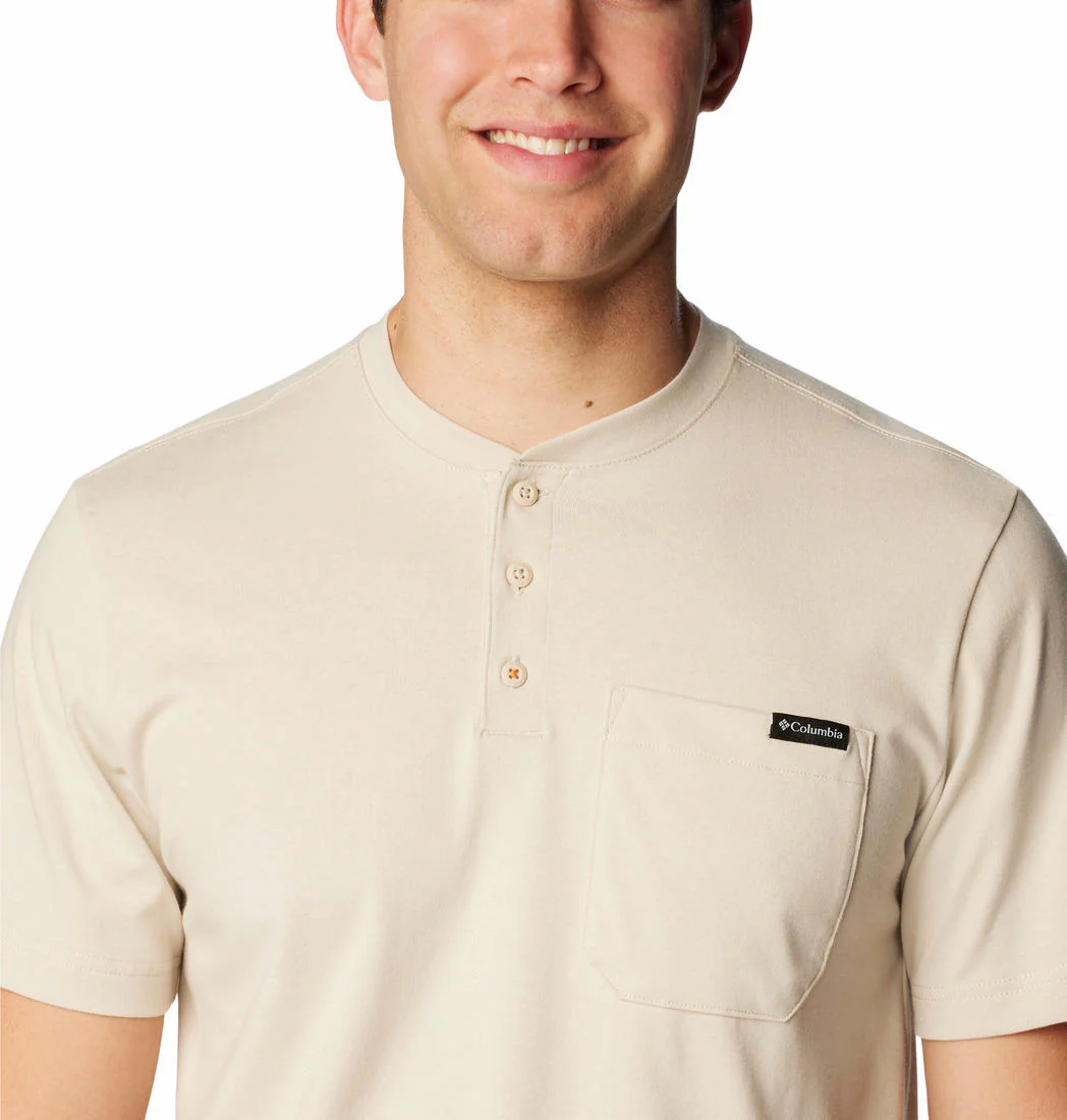 Columbia Men Brown Landroamer Short Sleeve Henley - Image 2