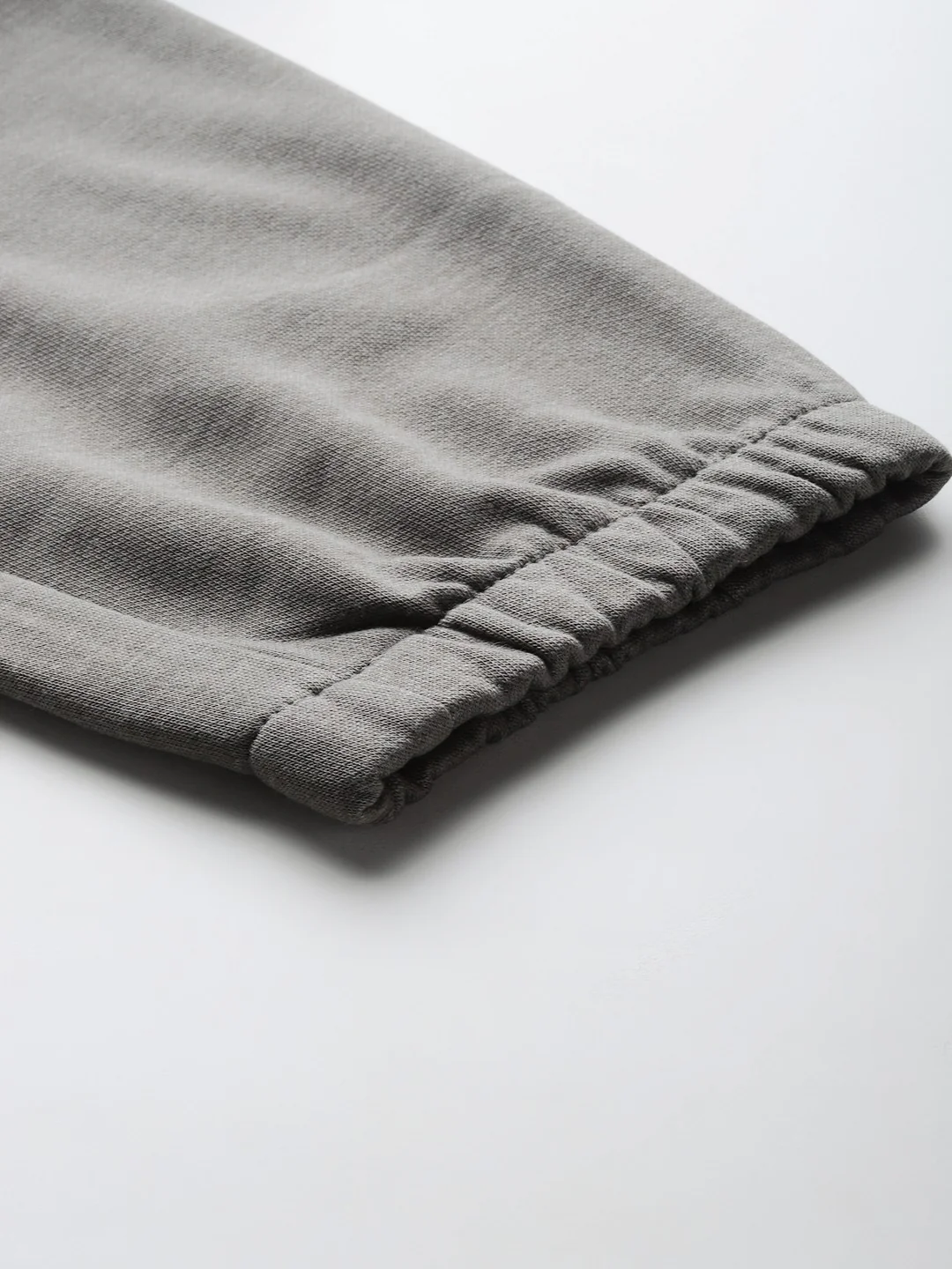 Columbia Men Grey Beaumount Jogger - Image 8