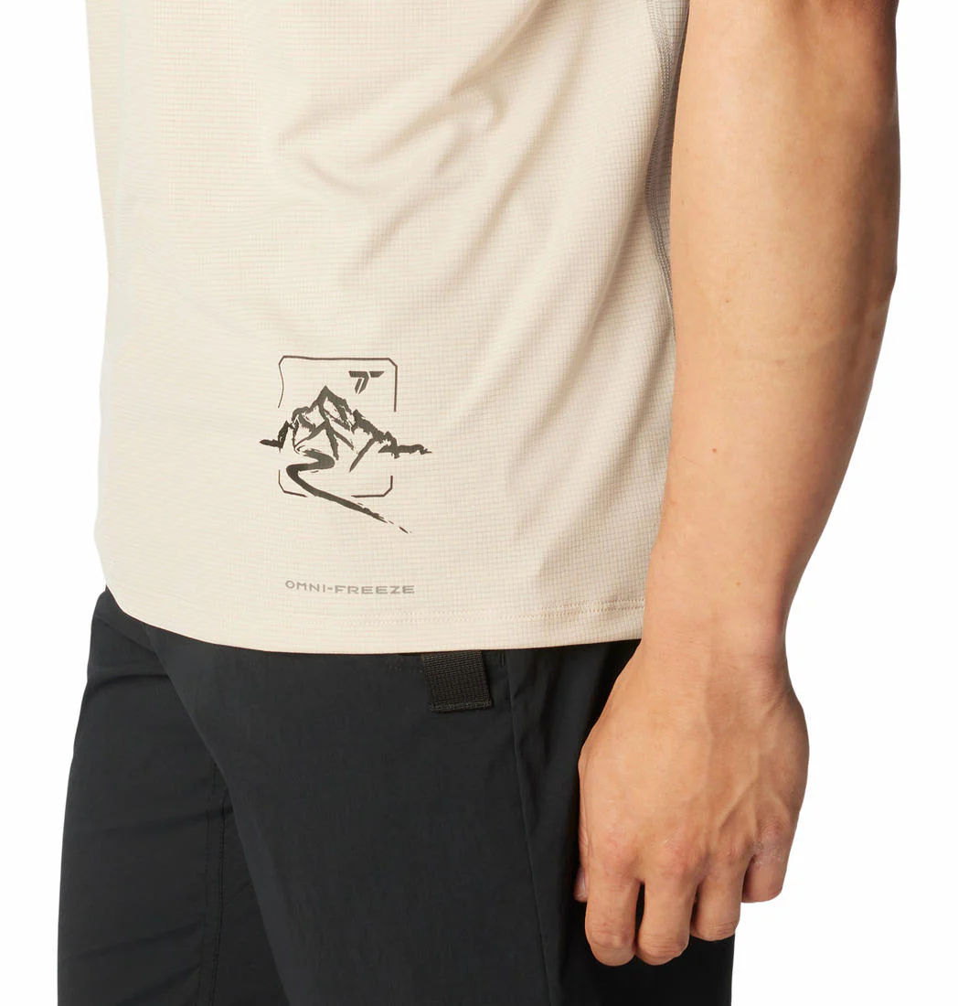 Columbia Men Grey Cirque River Graphic SS Crew - Image 5