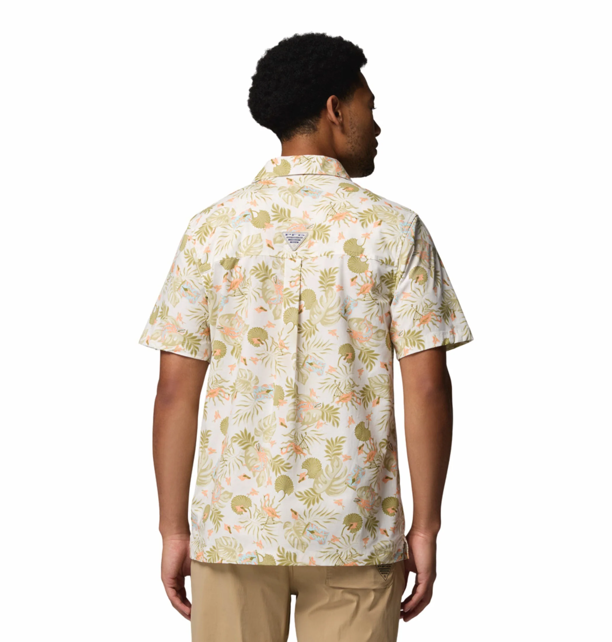 Columbia Men Off- White Wild Cast Camp Short Sleeve Shirt - Image 4