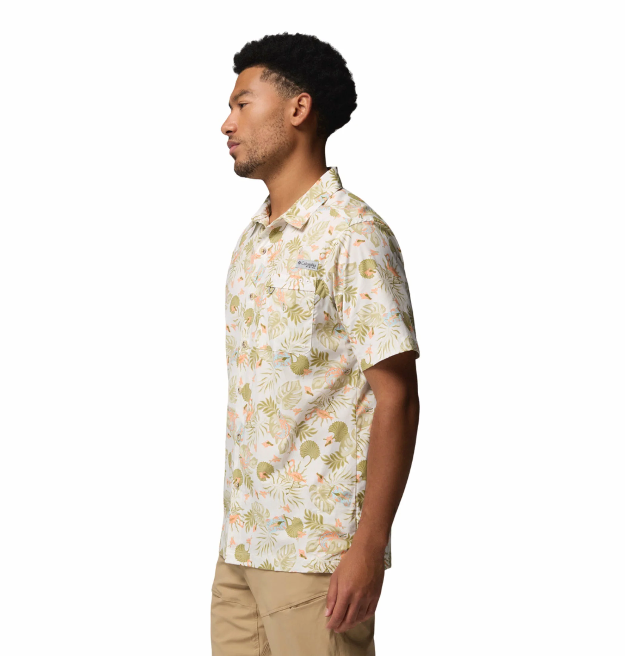 Columbia Men Off- White Wild Cast Camp Short Sleeve Shirt - Image 5
