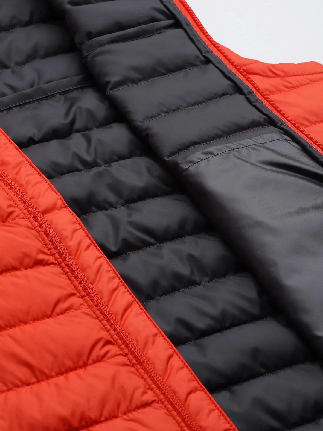 Columbia Men Orange Silver Falls Vest - Image 12