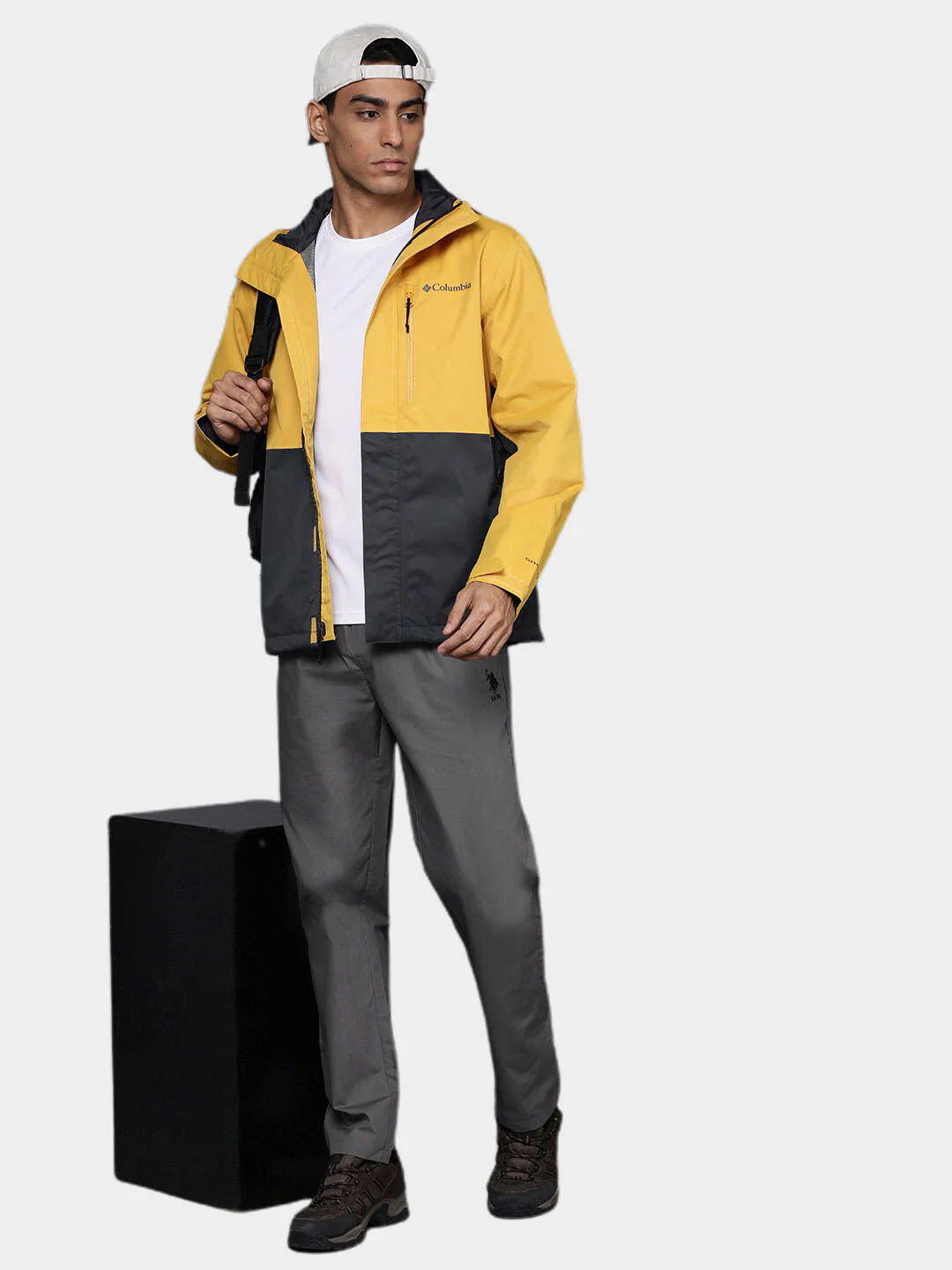 Columbia Men Yellow Hikebound Jacket Waterproof - Image 11