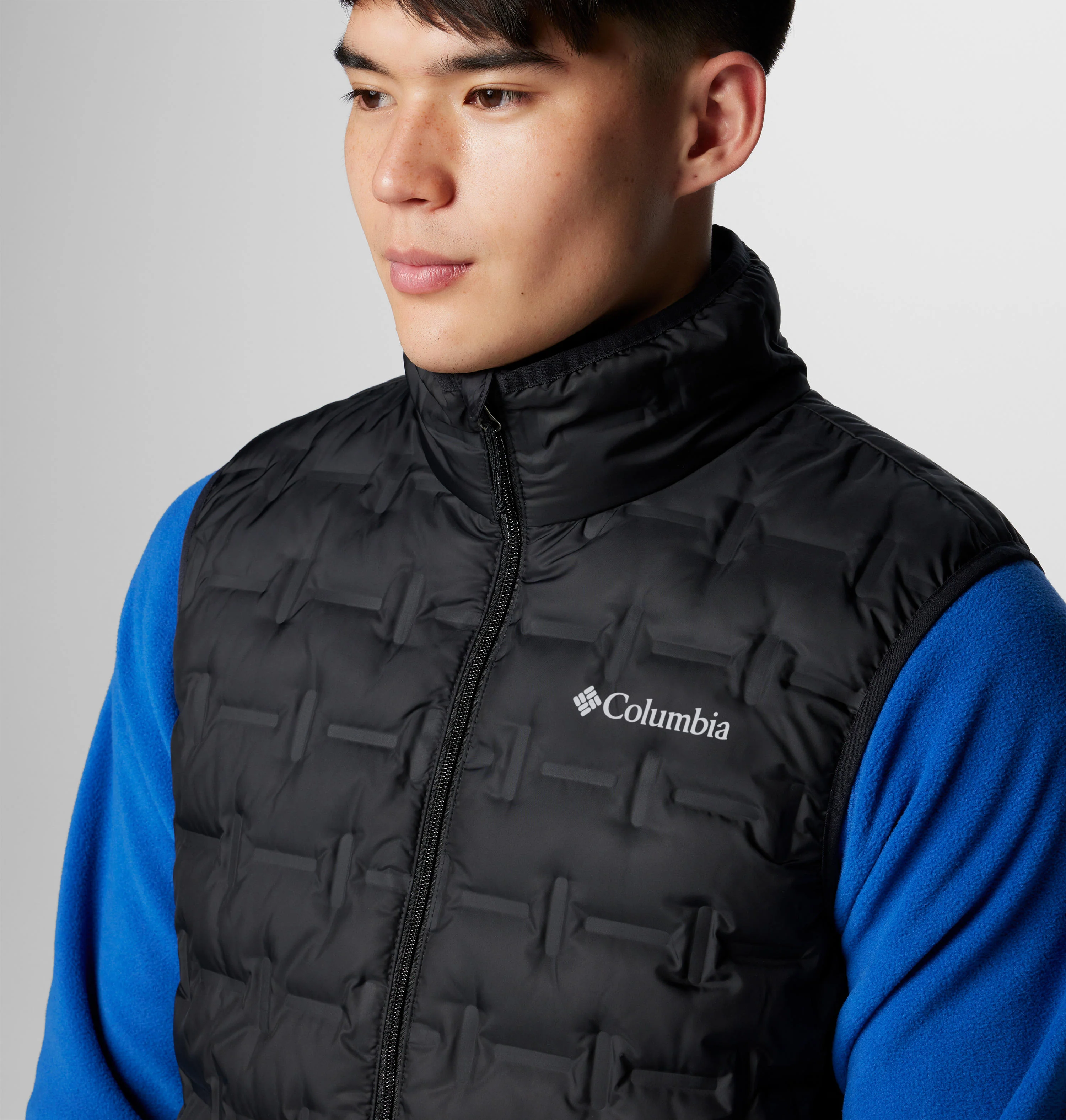 Columbia Men Black Delta Ridge II Down Vest - Image 5