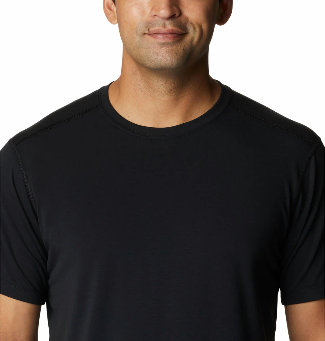 Columbia Men Black M Endless Trail Running Tech Tee - Image 4