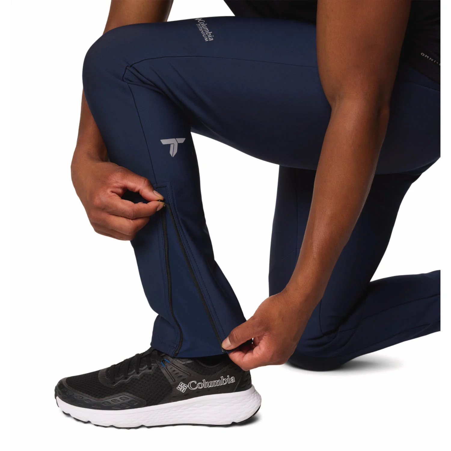 Columbia Men Blue Vast Canyon Softshell Pant - Image 7