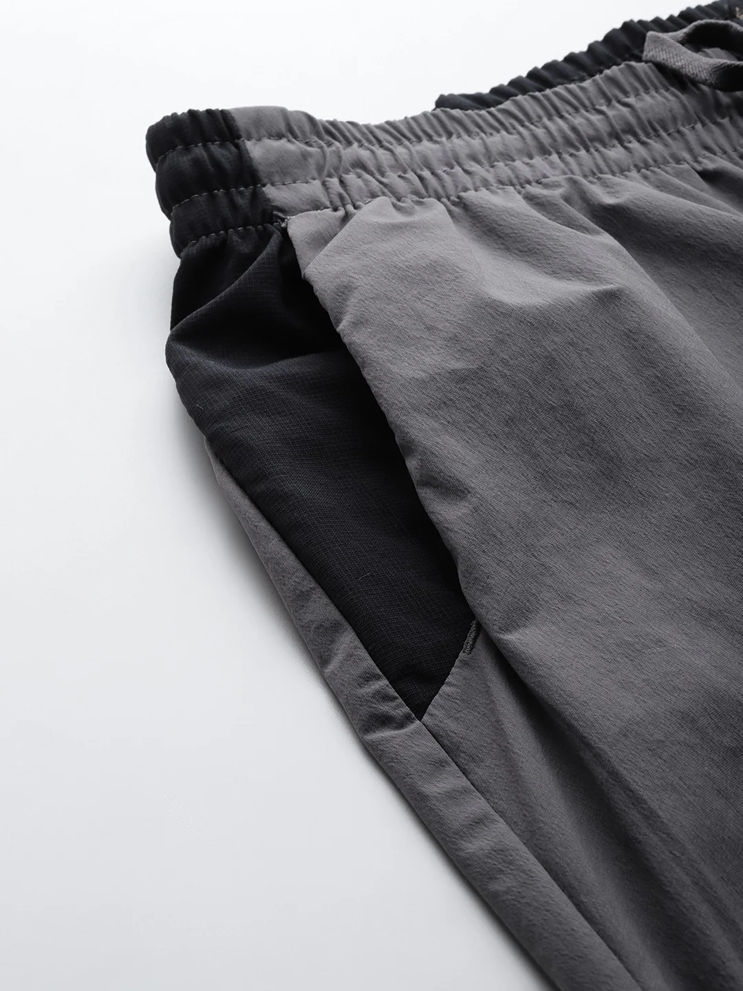 Columbia Men Grey Columbia Tech Nylon Pant - Image 6