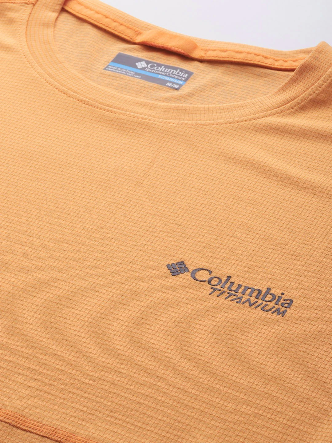 Columbia Men Orange Cirque River Pro SS Crew (Sun Protection) - Image 3