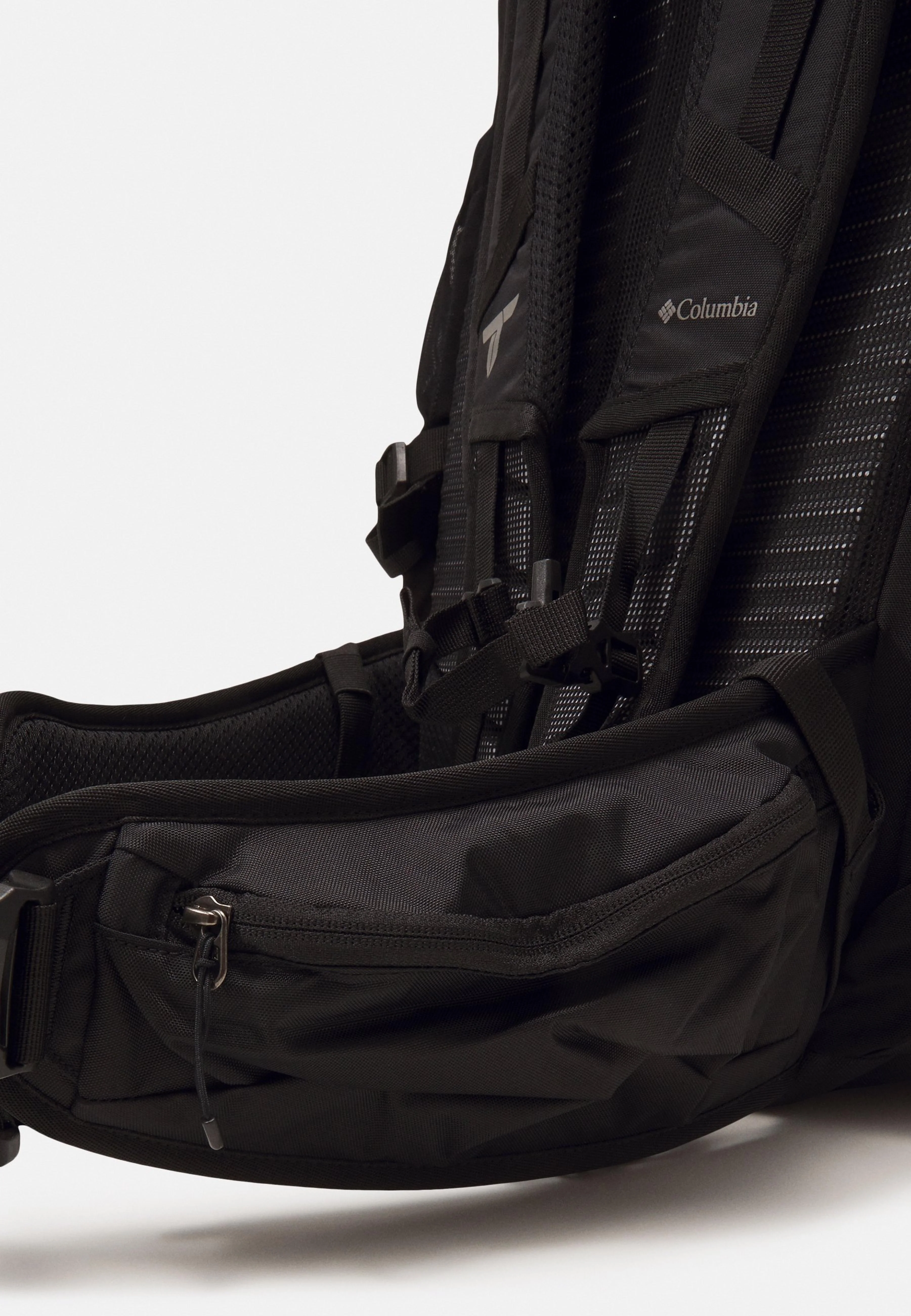 Columbia Unisex Black Triple Canyon 60L Backpack - Image 7