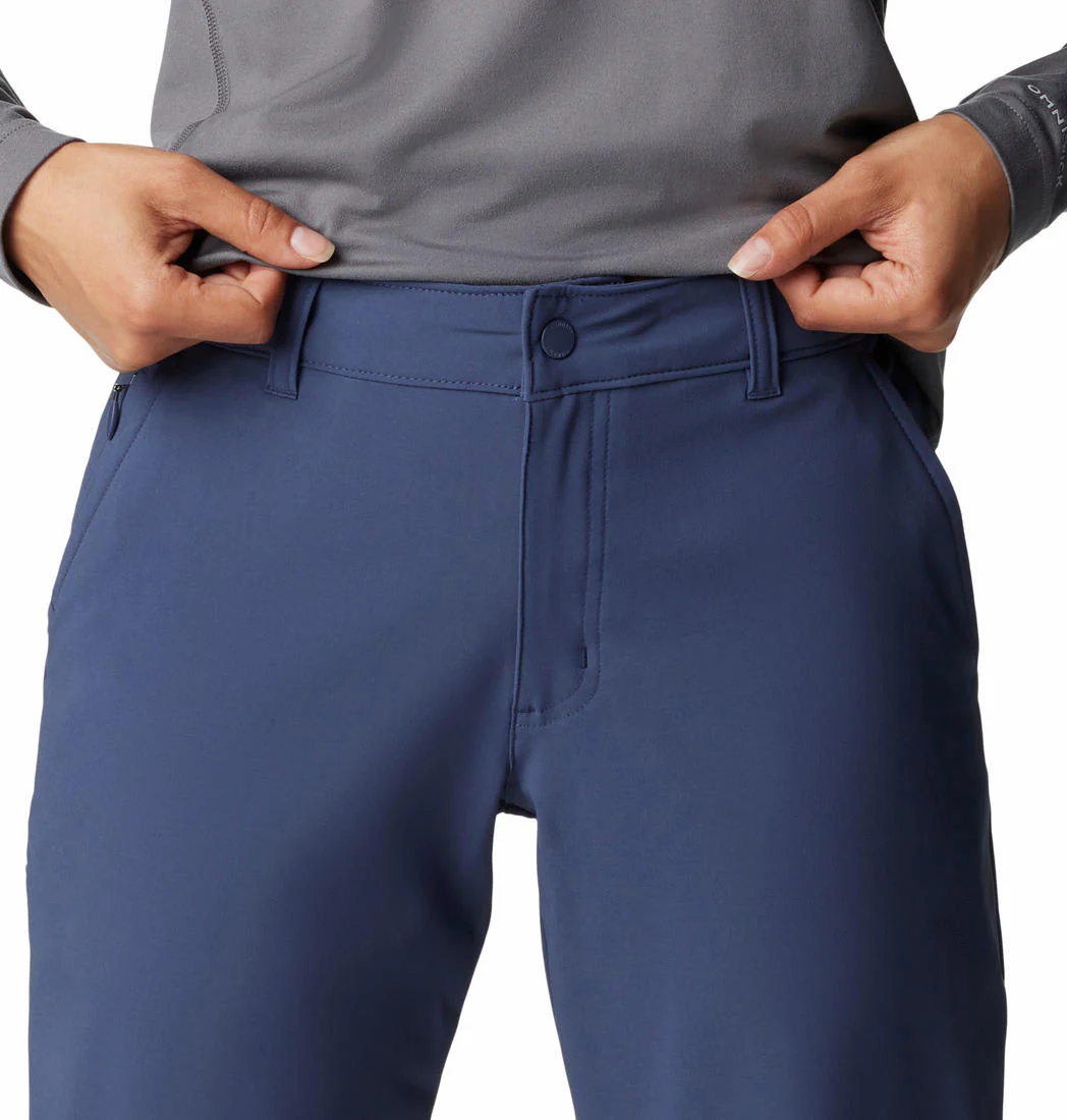 Columbia Women Navy Blue Back Beauty Softshell Pant - Image 3