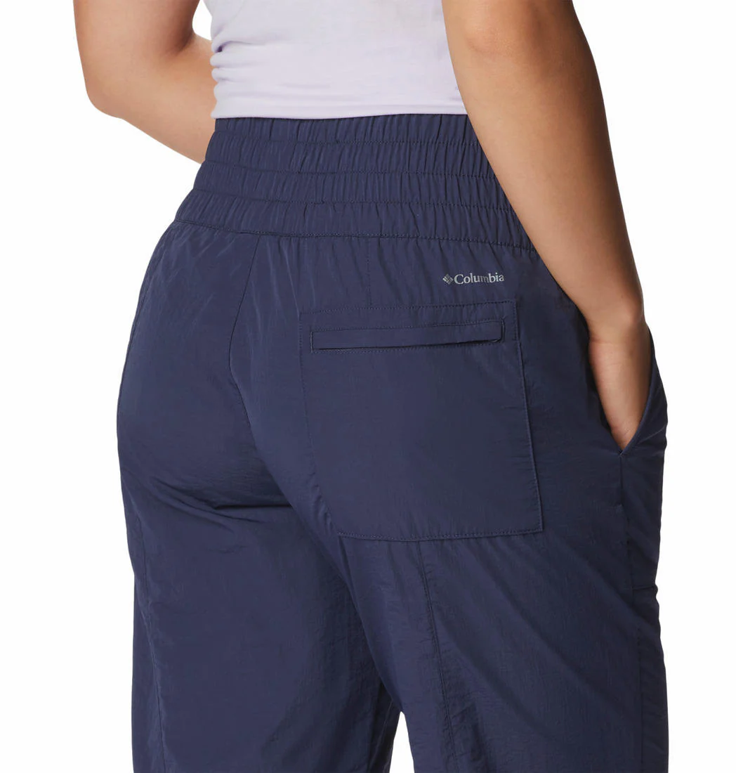 Columbia Women Navy Blue Boundless Trek Jogger - Image 4