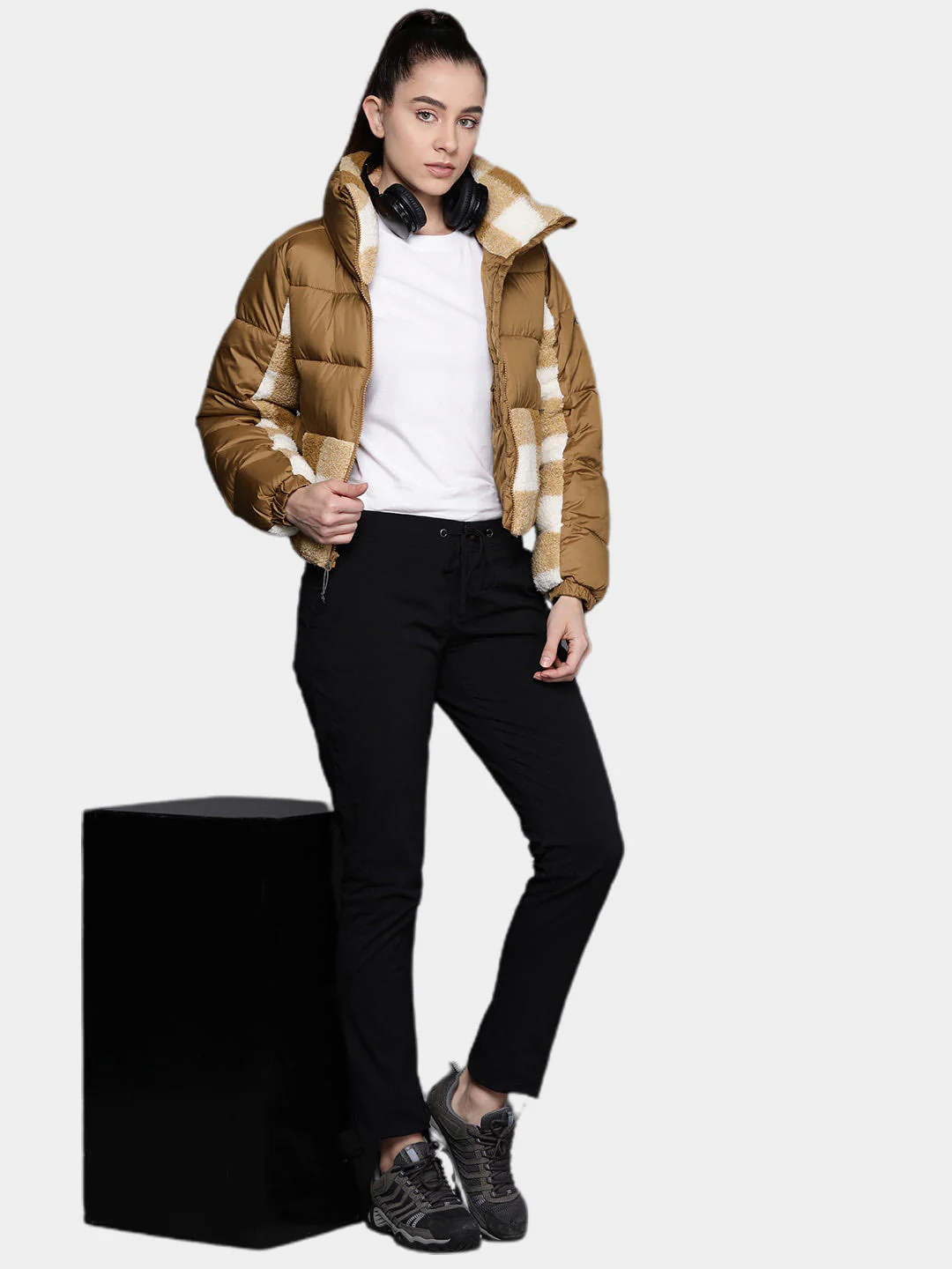 Columbia Women Brown Leadbetter Point Sherpa Hybrid - Image 9