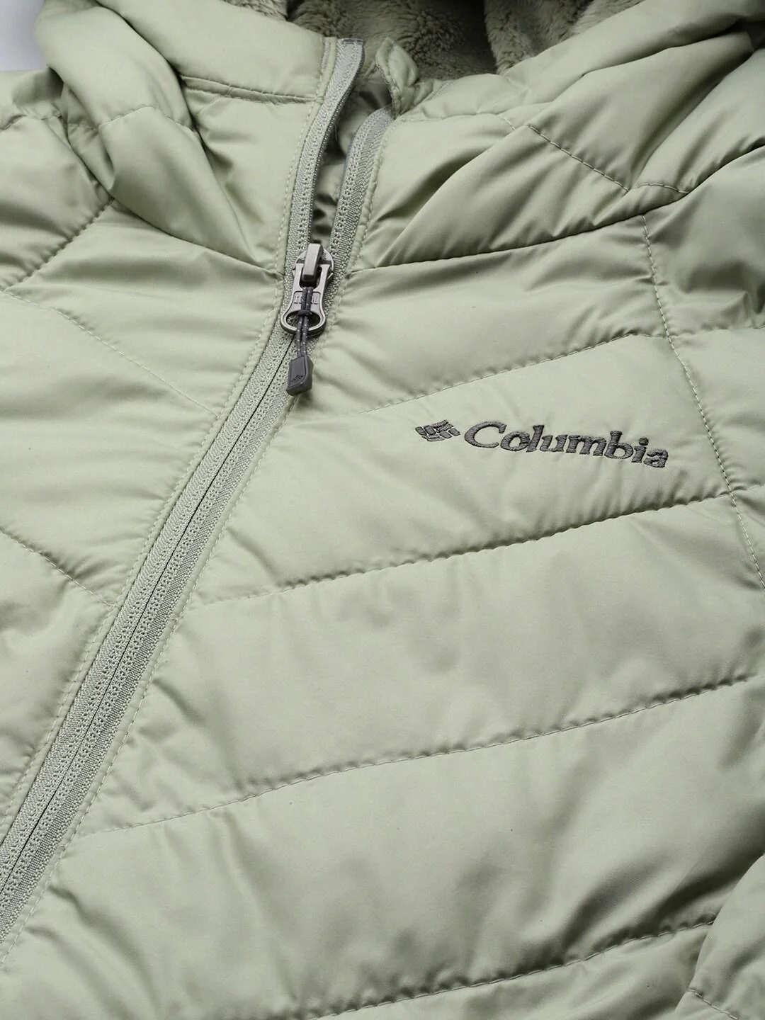 Columbia Women Green Heavenly Hooded Jacket - Image 7