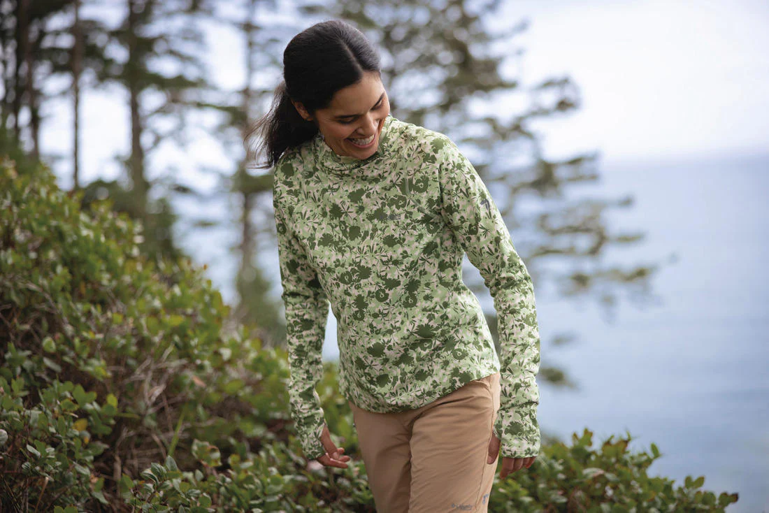 Columbia Women Green Summit Valley Hoodie (Sun Protection) - Image 9