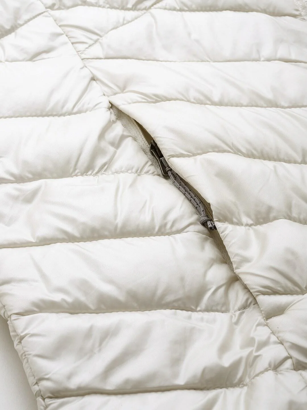 Columbia Women White Joy Peak Mid Jacket - Image 8