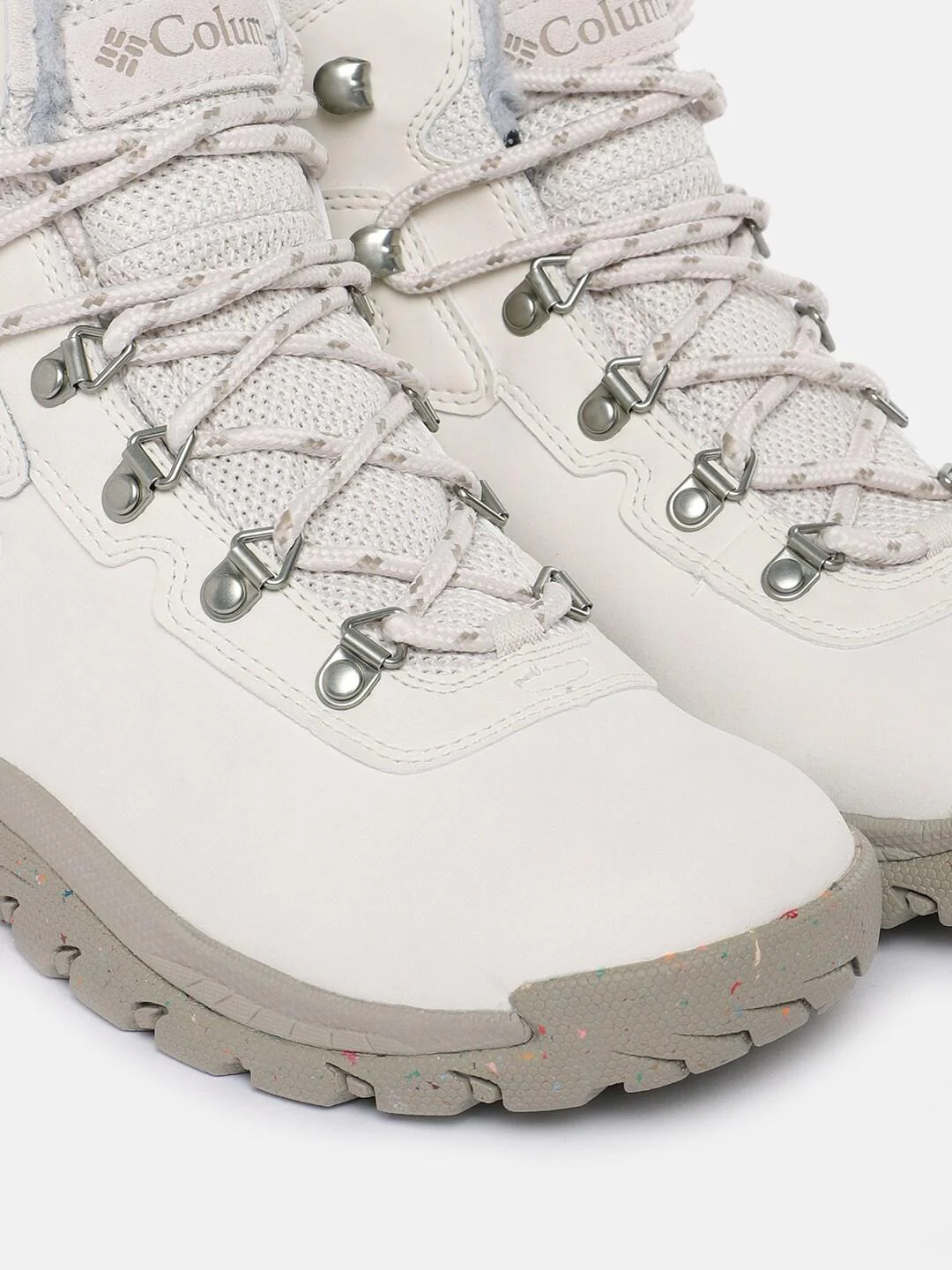 Columbia Women White NEWTON RIDGE WP OMNI-HEAT II - Image 4