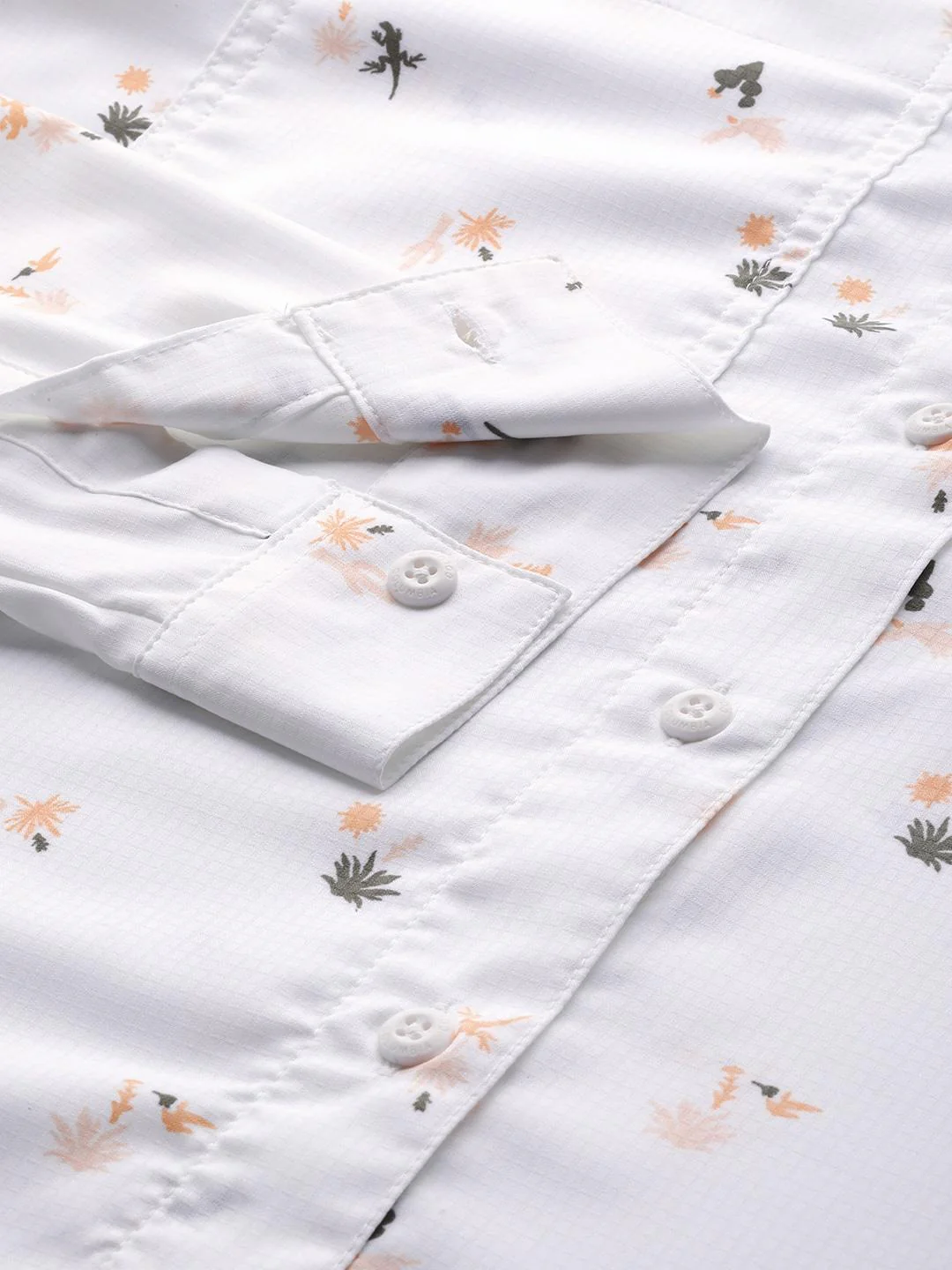 Columbia Women White Silver Ridge Utility Patterned LS Shirt (Sun Protection) - Image 9