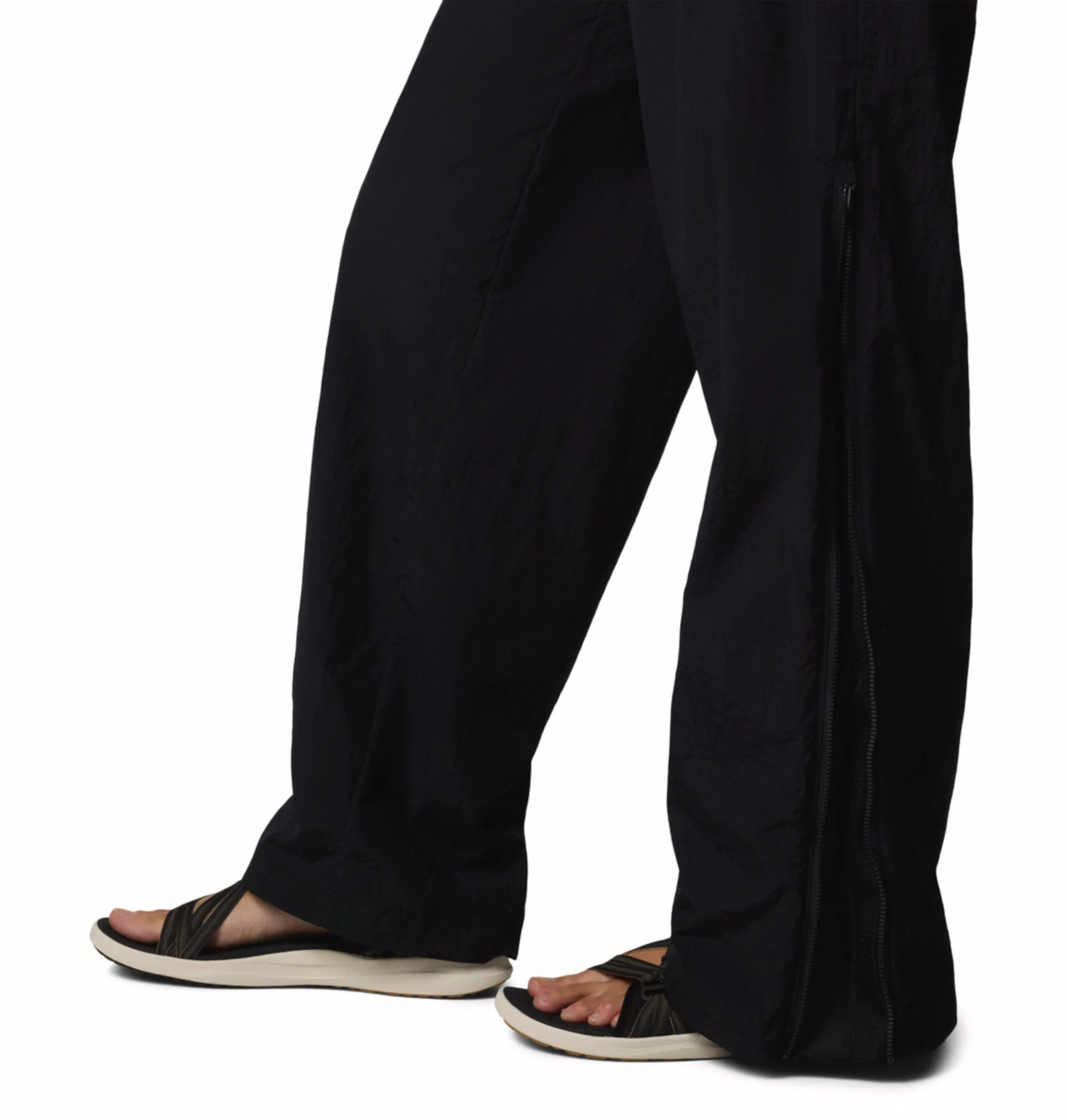 Columbia Women Black Paracutie Vented Pant - Image 6