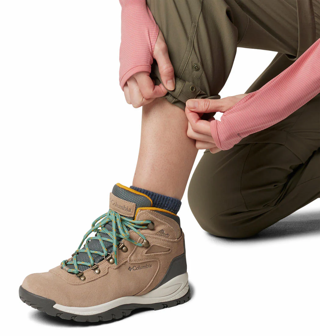 Columbia Women Green Leslie Falls Convertible Pant - Image 5