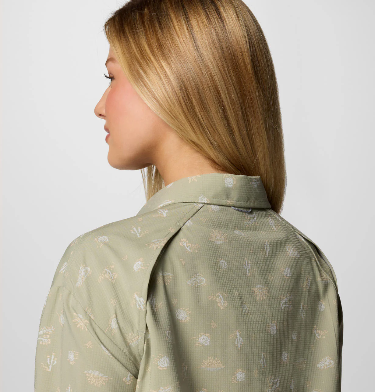 Columbia Women Green Silver Ridge Utility Patterned LS Shirt (Sun Protection) - Image 7