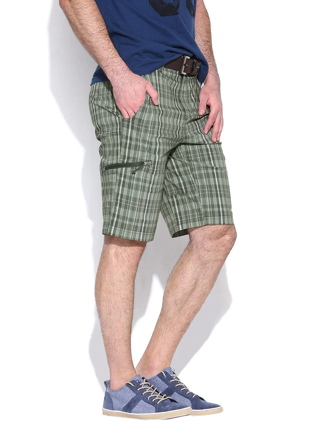 Columbia Men Green Cool Creek  Stretch Plaid Short - Image 3