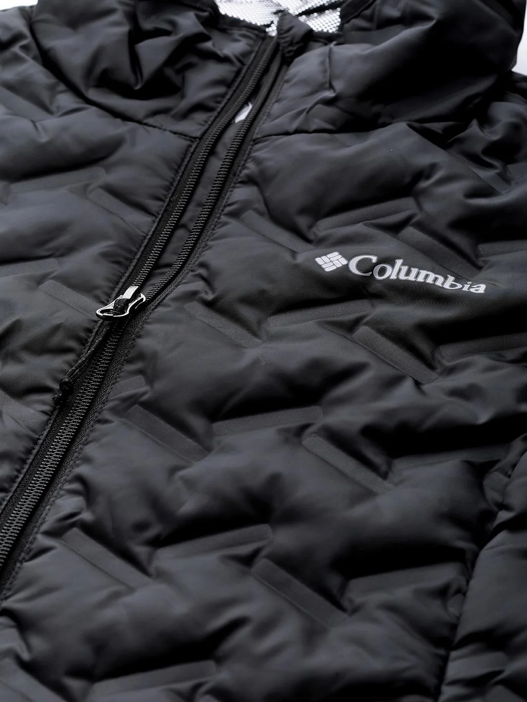 Columbia Women Black Delta Ridge Down Vest - Image 5