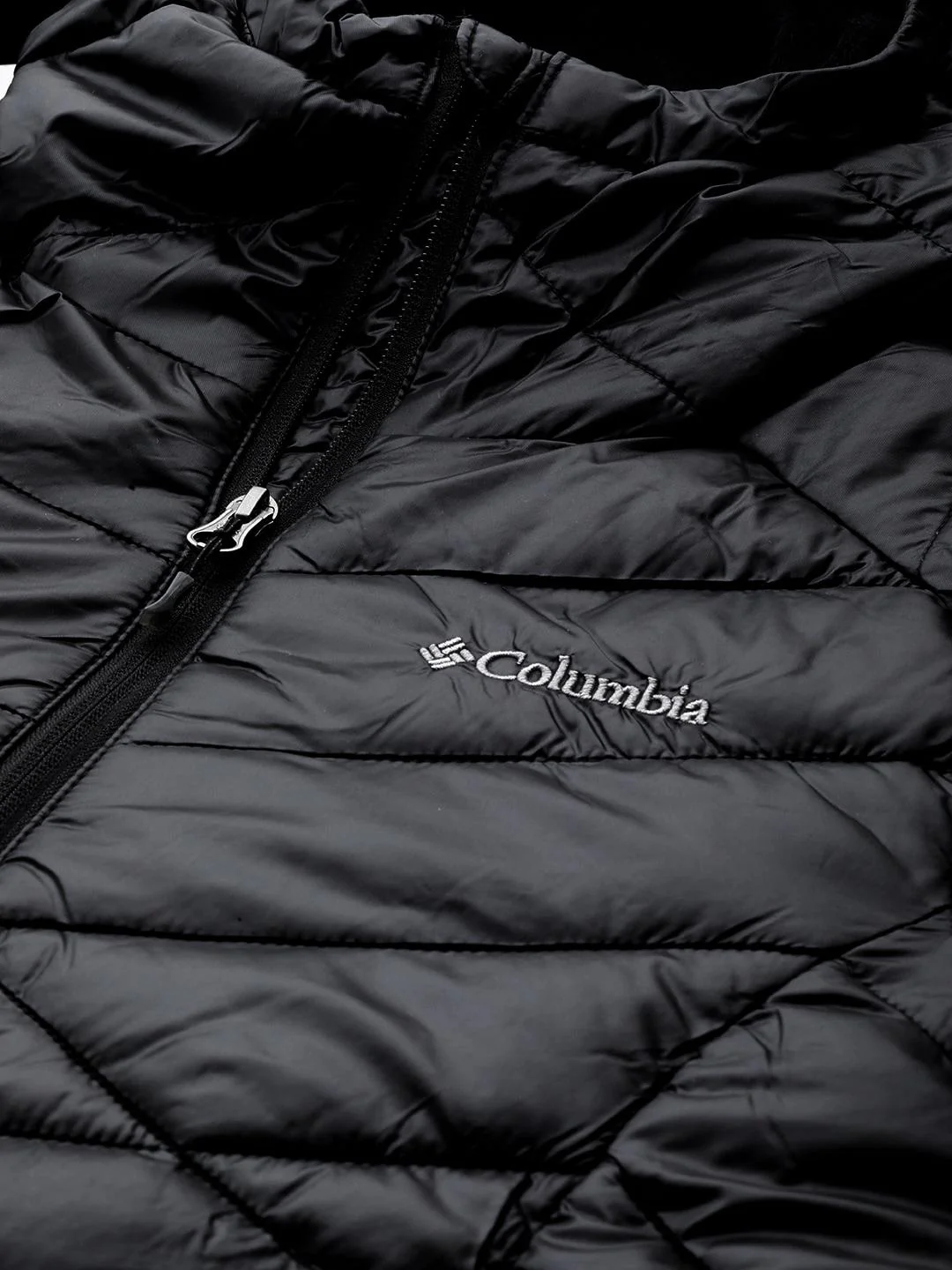 Columbia Women Black Joy Peak Hooded Jacket - Image 7