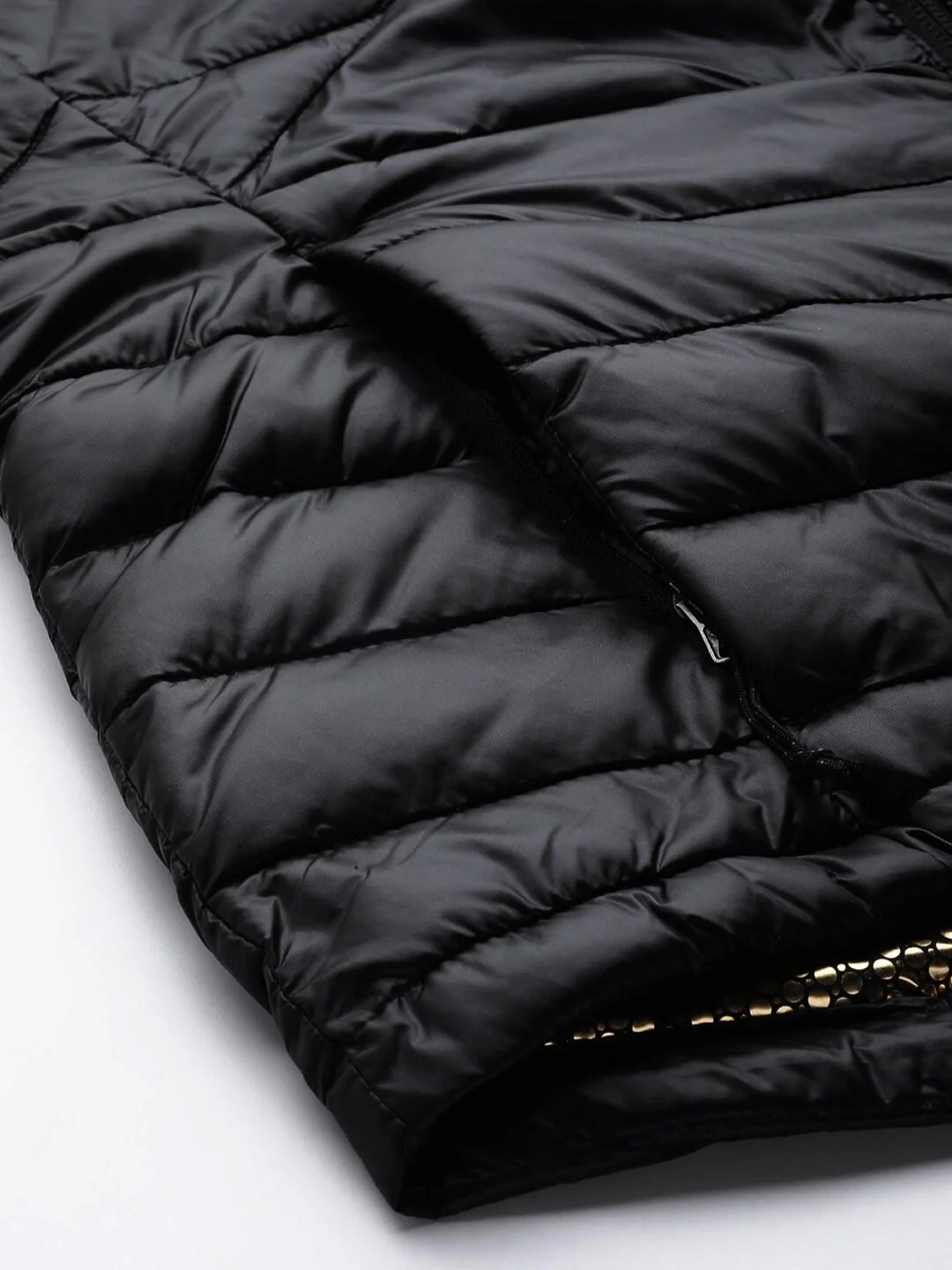 Columbia Women Black Joy Peak Hooded Jacket - Image 9