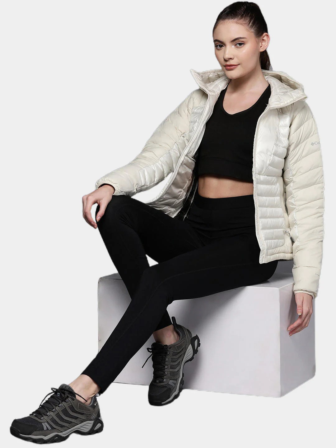 Columbia Women White Labyrinth Loop Hooded Jacket - Image 9