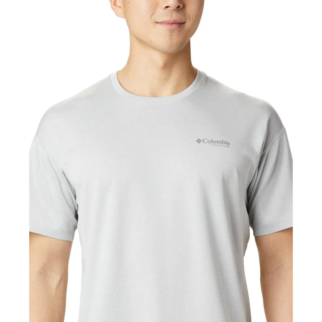 Columbia Men Black M Irico Knit SS Crew - Image 5