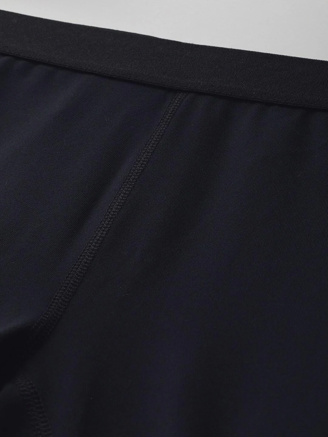 Columbia Women Black Midweight Stretch Tight (Non Returnable) - Image 9