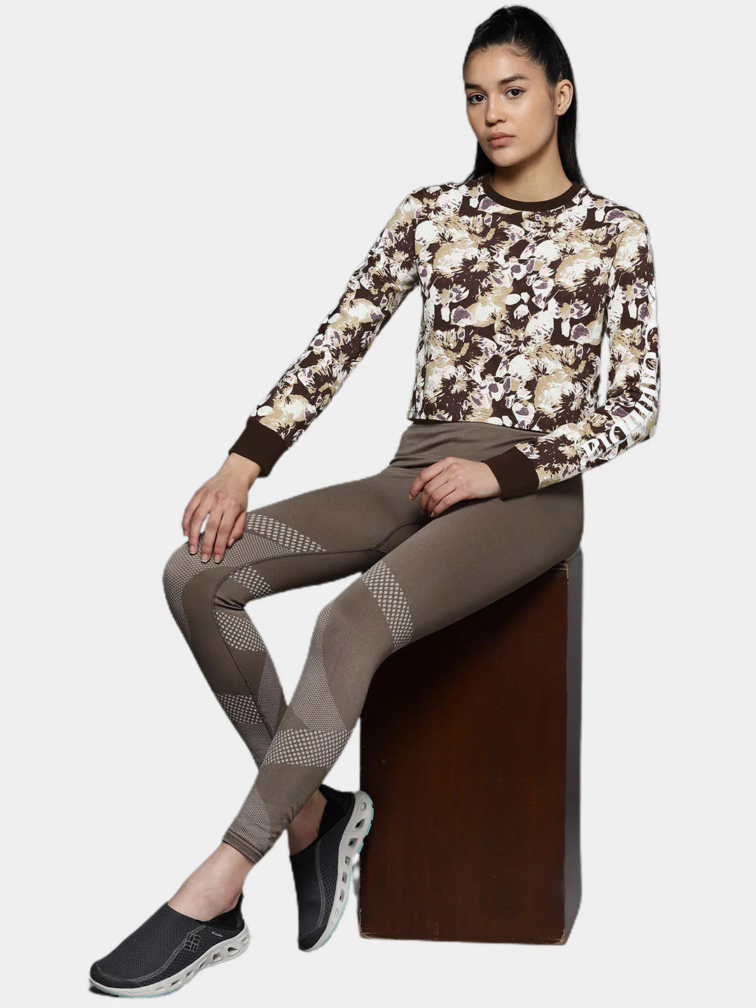 Columbia Women Brown North Cascades LS Printed - Image 10