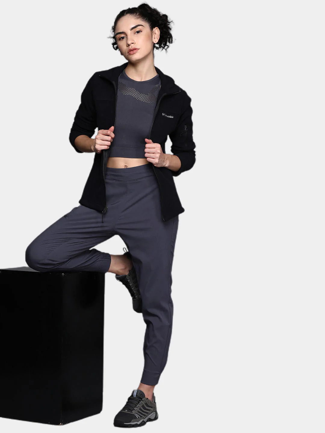 Columbia Women Navy Blue On The Go Jogger (Sun Protection) - Image 14