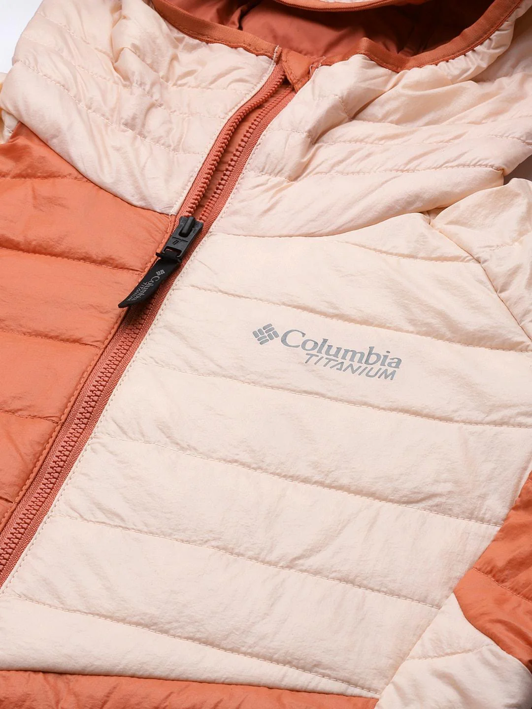 Columbia Women Red Platinum Peak Hooded Jacket - Image 8