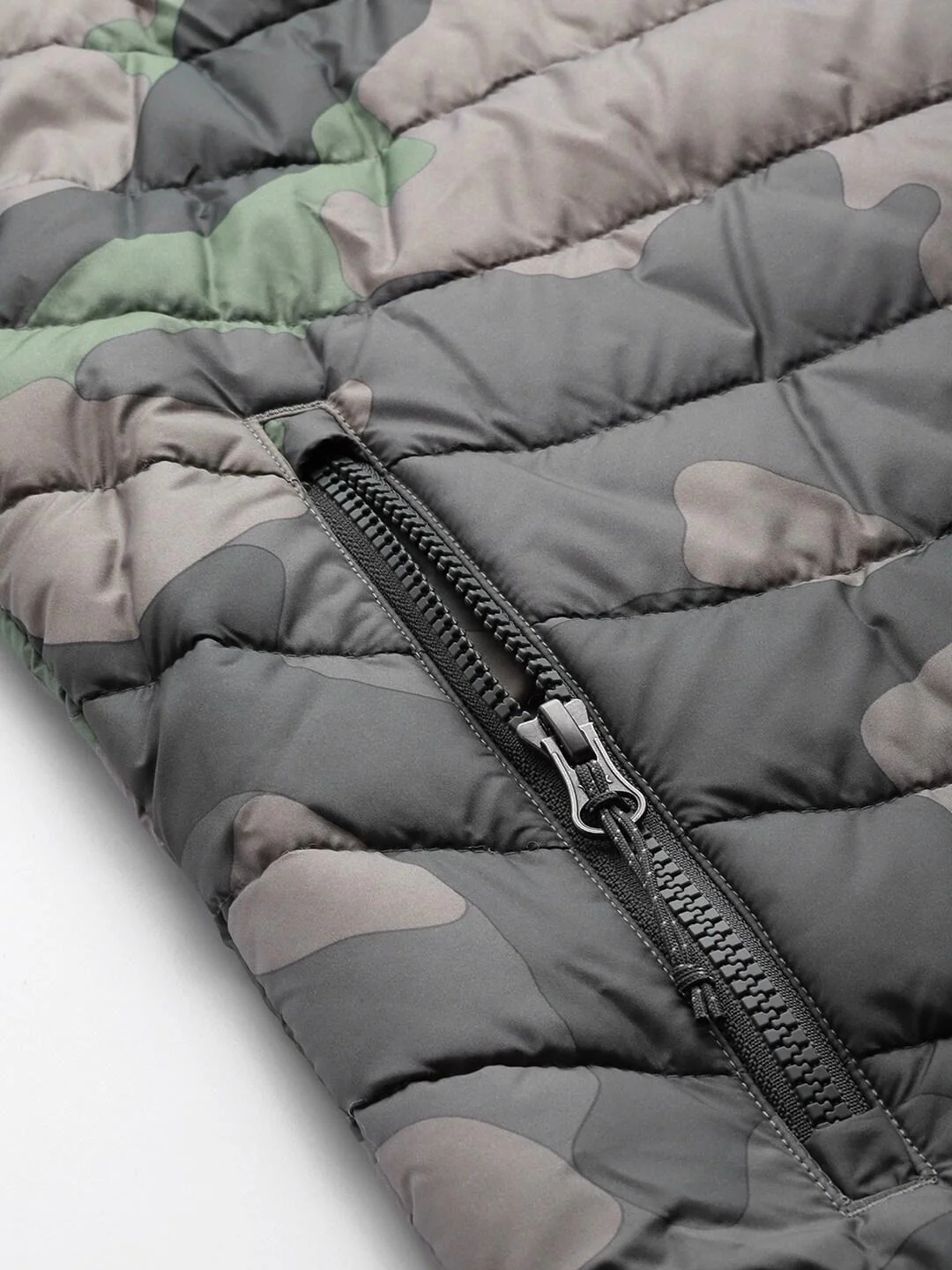 Columbia Men Green Powder Lite Hooded Jacket - Image 6