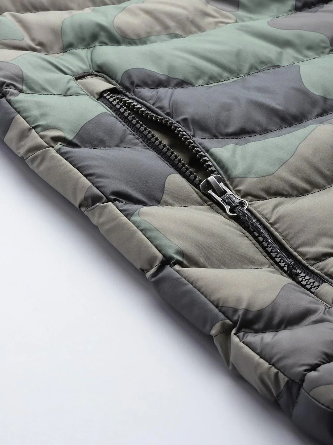 Columbia Men Green Powder Lite Vest - Image 8