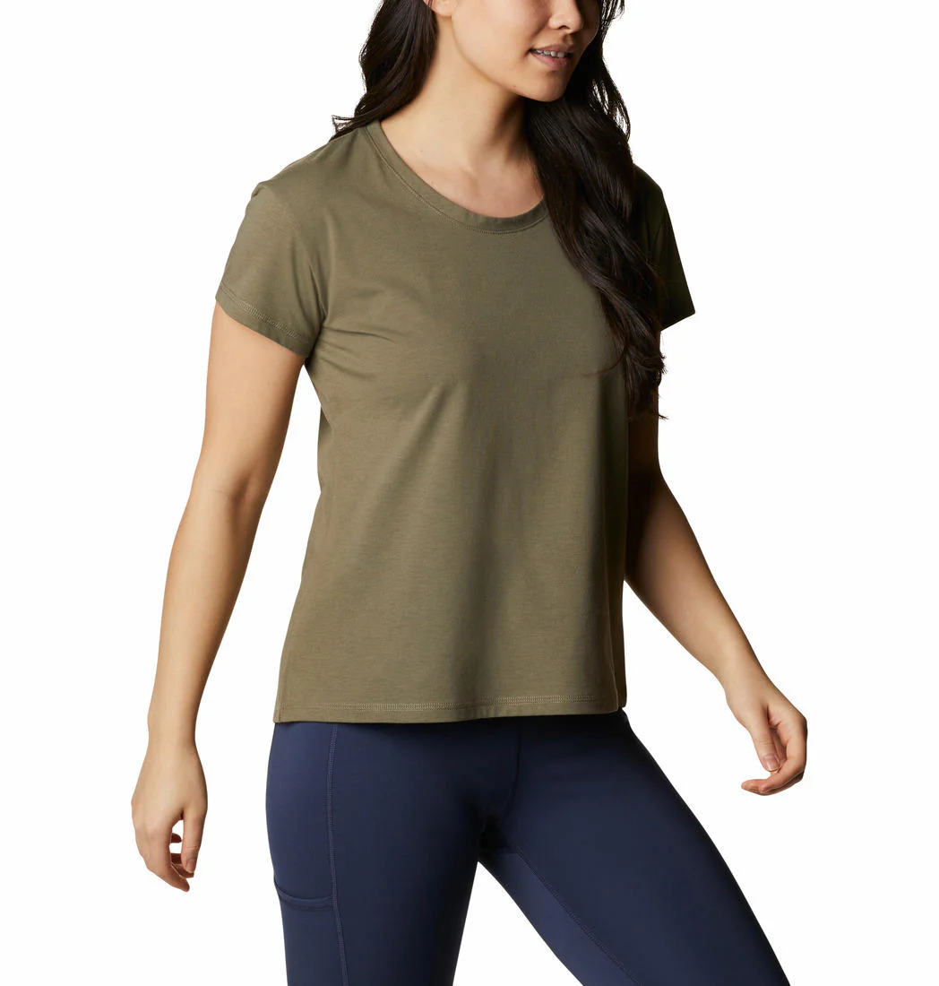 Columbia Women Green Sun Trek SS Tee - Image 4