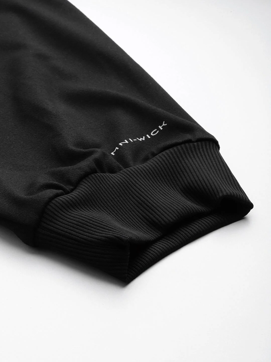 Columbia Men Black Tech Trail Knit Jogger - Image 9