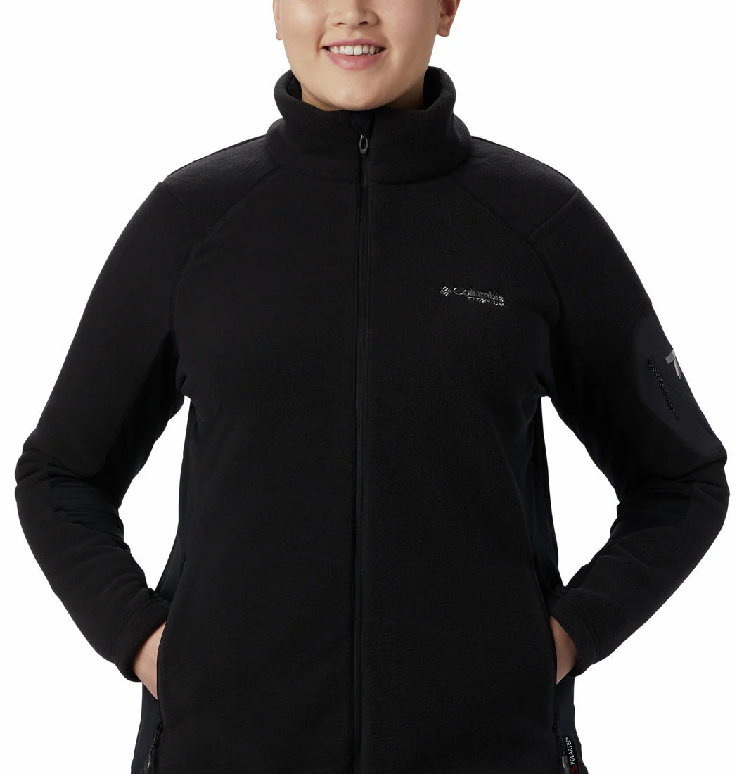 Columbia Women Black Titan Pass 2.0 II Fleece - Image 4