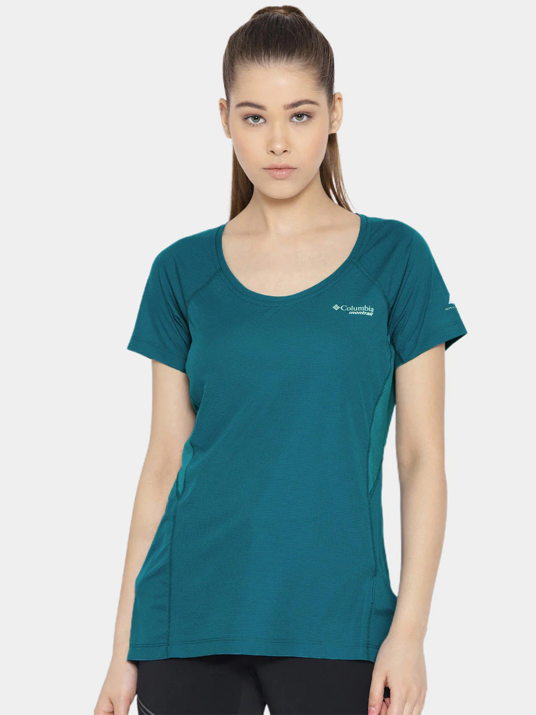 Columbia Women Blue Titan Ultra II Short Sleeve - Image 6