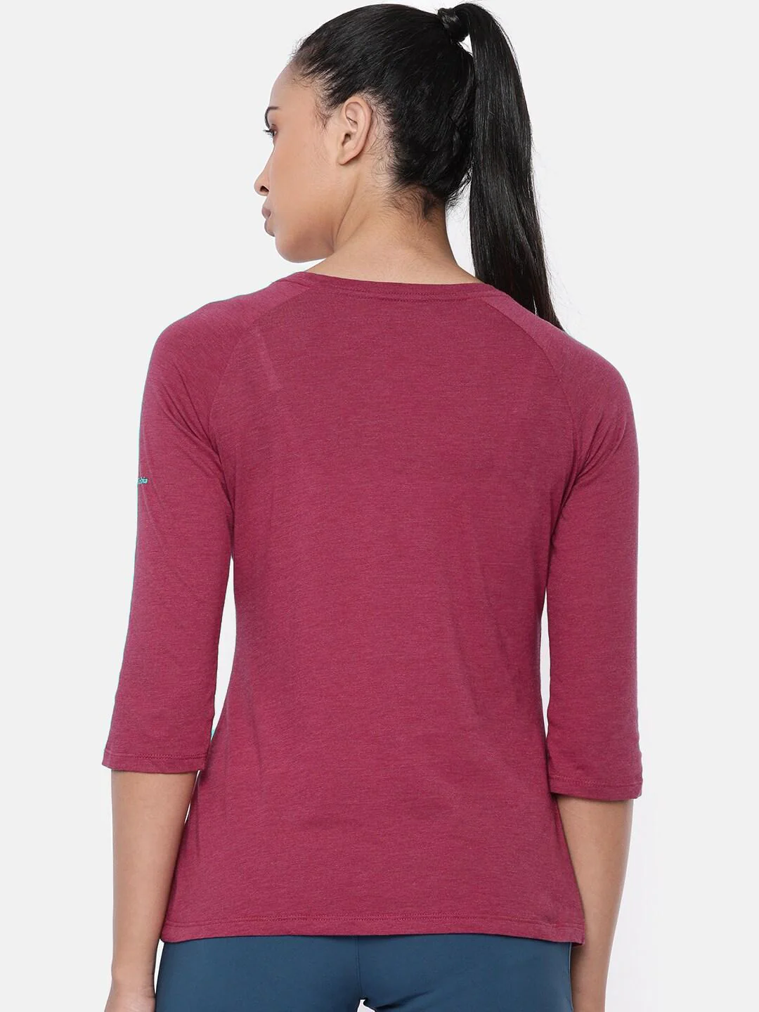 Columbia Women Blue Weekend Explorer 3/4 Tee - Image 6