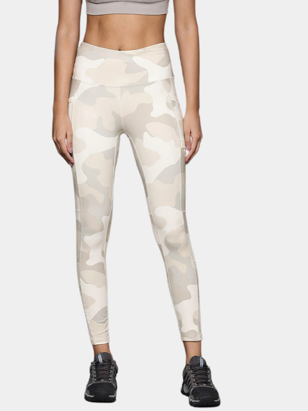 Columbia Women White Windgates II Legging (Sun Protection) - Image 13