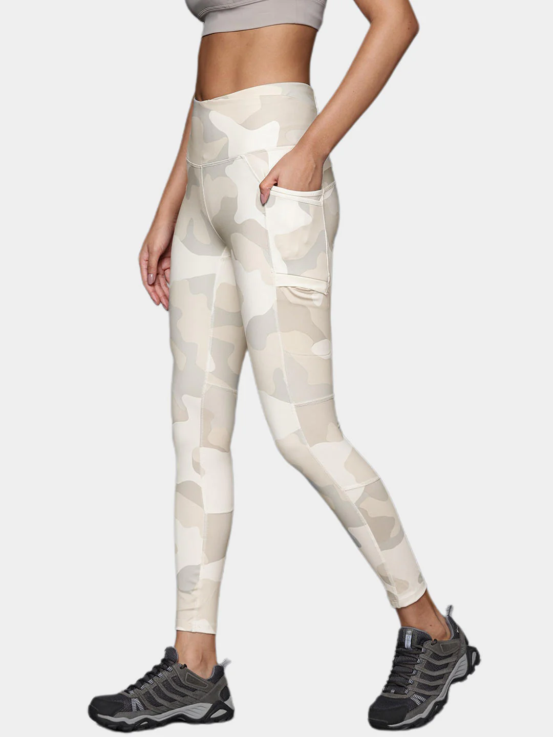Columbia Women White Windgates II Legging (Sun Protection) - Image 14